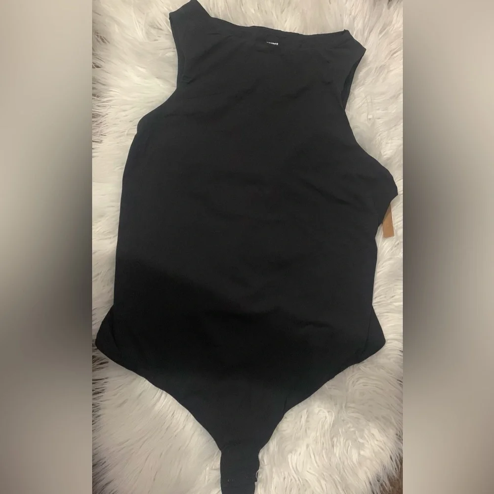 SKIMS Black Fitted Sleeveless Bodysuit
